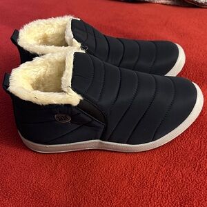 Navy Quilted Ankle Boots with Faux Fur Lining